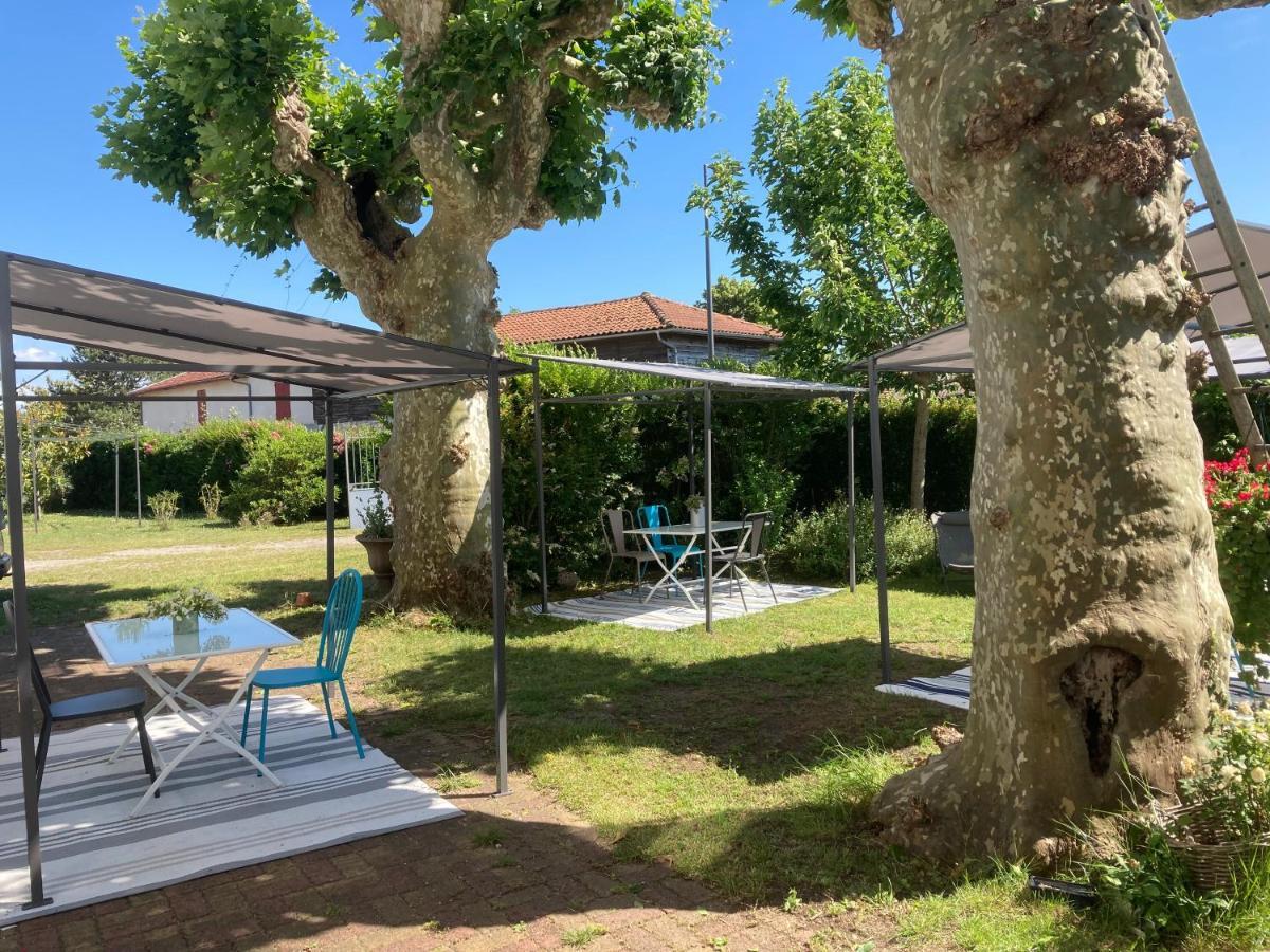 Entre Mer Et Pins Saint-Julien-en-Born Exterior foto